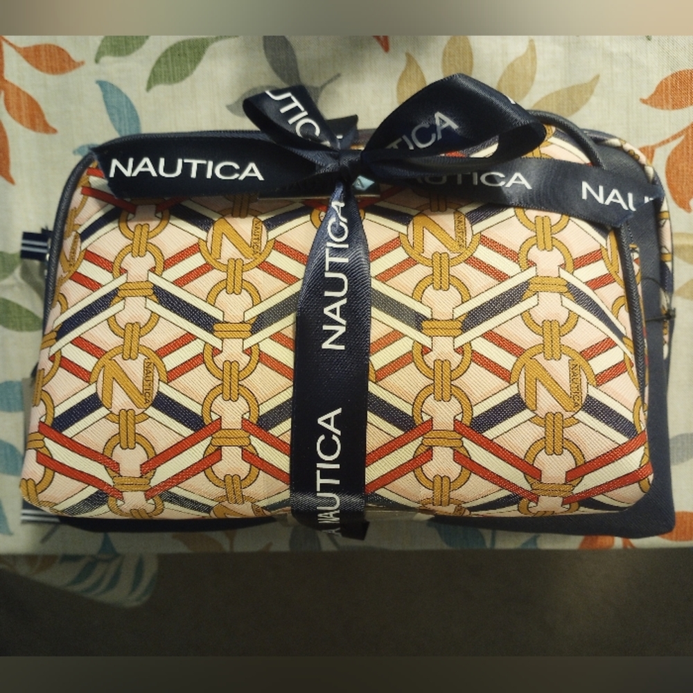 Nautica Travel Bag Set